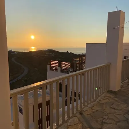 Marilou House Holiday home *