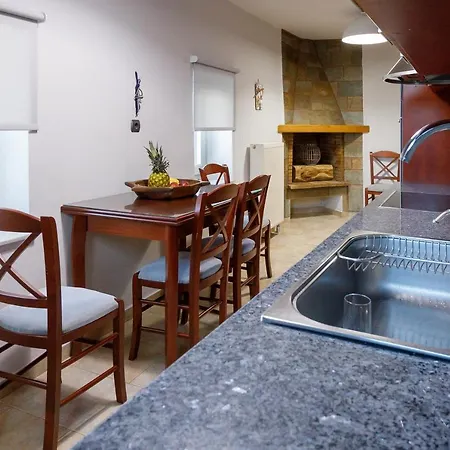 Holiday home Marilou House *