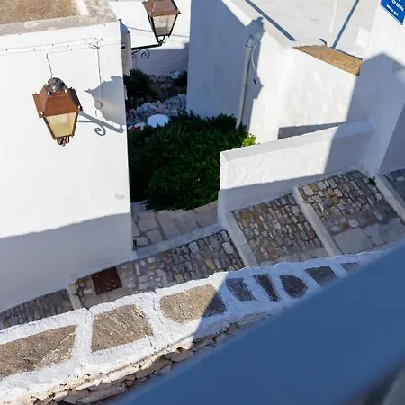 Marilou House Holiday home *